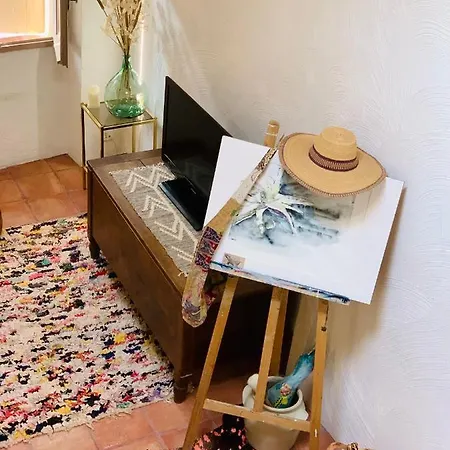 Holiday home Charming 3 Bed Artist In