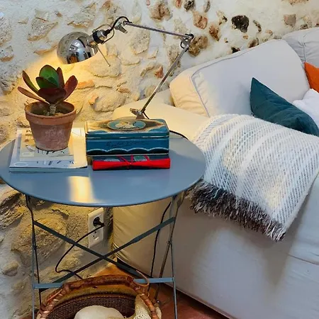 Holiday home Charming 3 Bed Artist In