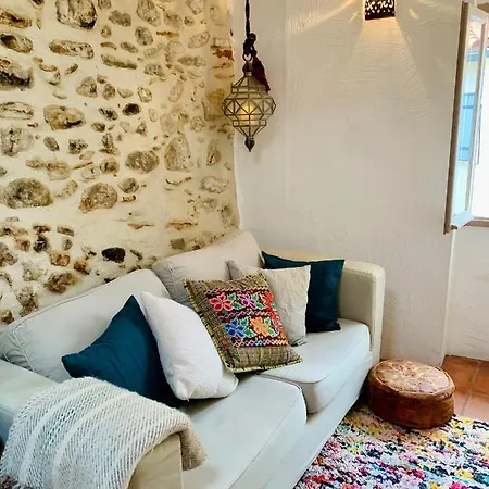 Charming 3 Bed Artist In * Argeles-sur-Mer