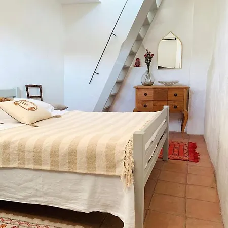 Charming 3 Bed Artist In Holiday home Argeles-sur-Mer