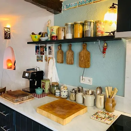 Charming 3 Bed Artist In * Argelès-sur-Mer
