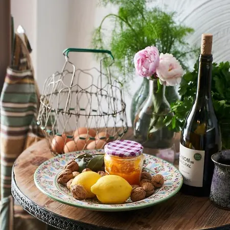 Charming 3 Bed Artist In Ferienhaus *