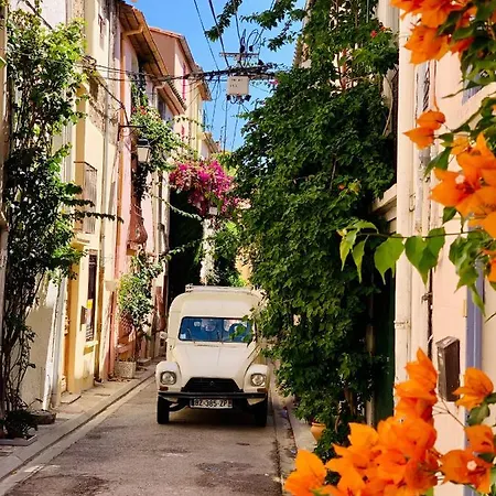 Charming 3 Bed Artist In Ferienhaus *