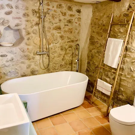 Charming 3 Bed Artist In Ferienhaus Argelès-sur-Mer