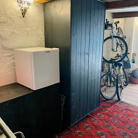 Charming 3 Bed Artist In * Argelès-sur-Mer